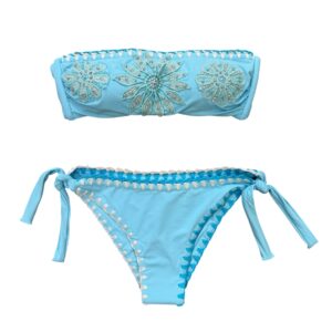 Laetitia Beachwear bikini fascia celeste ricamata
